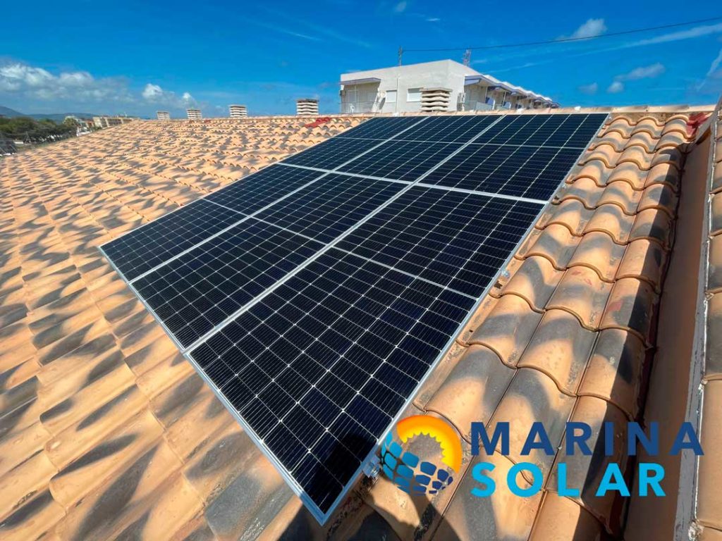 Instalación de sistema de energía solar fotovoltaica en Dénia