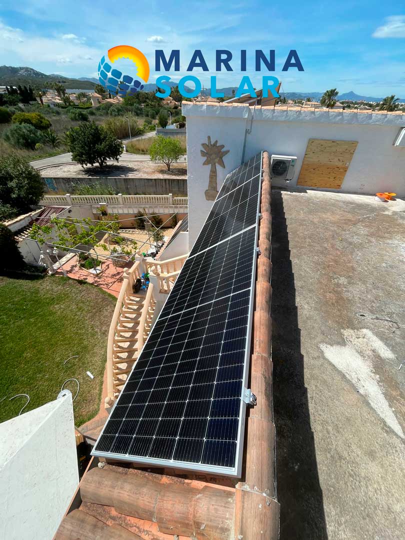 Aprovechando la energía solar en Els Poblets: Una instalación fotovoltaica con estructura de hormigón para reducir el consumo de energía eléctrica